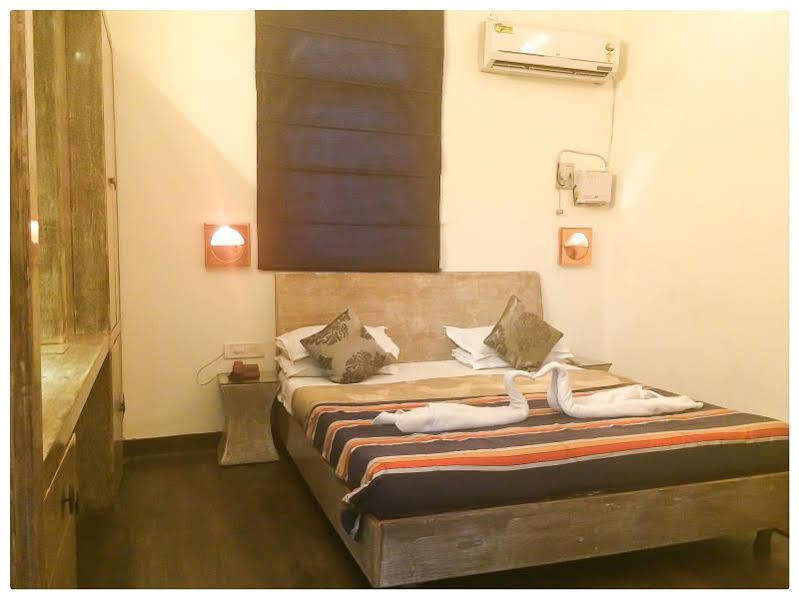 Itsy Hotels Banana Boutique Varanasi Dış mekan fotoğraf