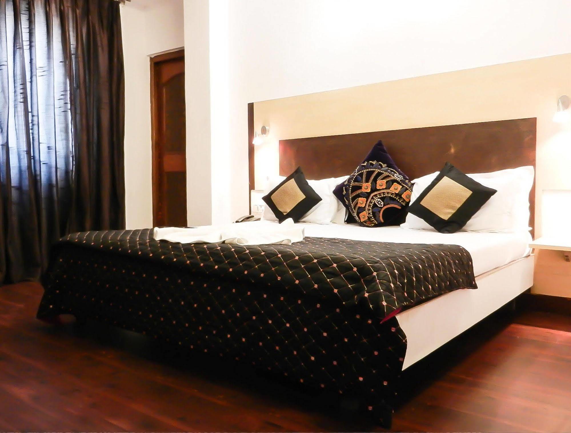 Itsy Hotels Banana Boutique Varanasi Dış mekan fotoğraf