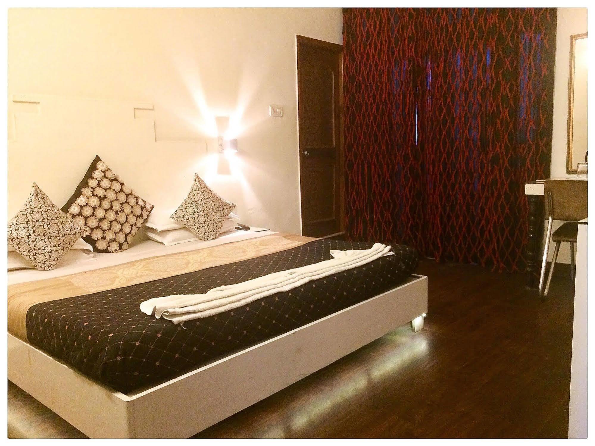 Itsy Hotels Banana Boutique Varanasi Dış mekan fotoğraf