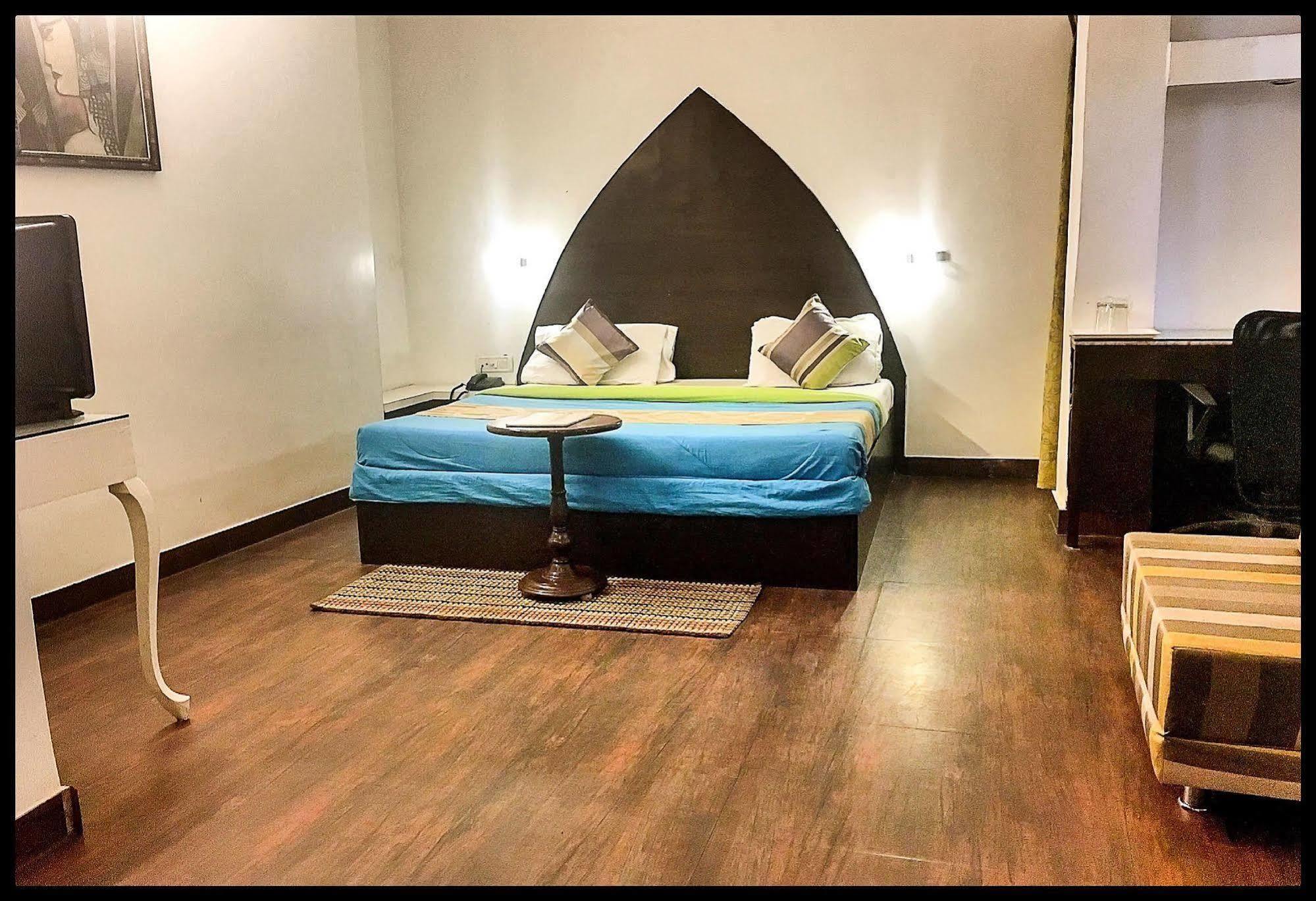 Itsy Hotels Banana Boutique Varanasi Dış mekan fotoğraf